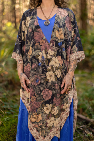 NARNIA LIONESS KIMONO