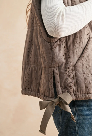 COURTNEY CROCHET PUFFY VEST