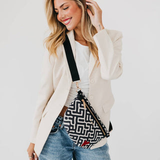 COLBY CANVA PRINTED HEART SLING BAG