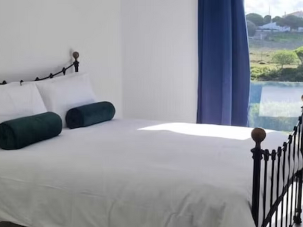 Room image 1